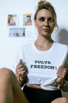 T-shirt VULVA FREEDOM oversize @nawiasem_mowiac