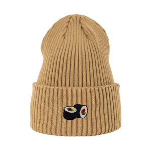 Haftowana czapka beanie - SUSHI