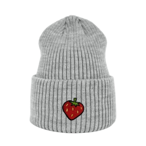 Haftowana czapka beanie - TRUSKAWKA