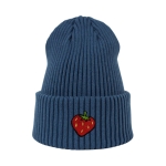 Haftowana czapka beanie - TRUSKAWKA