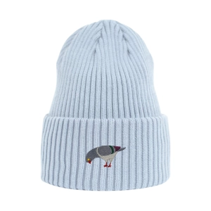 Haftowana czapka beanie - GOŁĄB