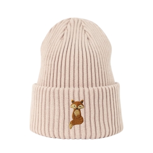 Haftowana czapka beanie - LIS KLASYK