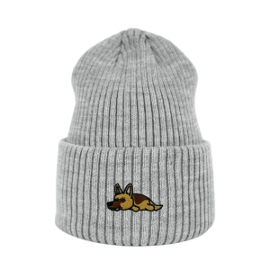 Haftowana czapka beanie - ŚPIĄCY OWCZAREK NIEMIECKI (WILCZUR)