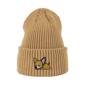 Haftowana czapka beanie - ŚPIĄCY CHIHUAHUA KRÓTKOWŁOSY (CZIŁAŁA)