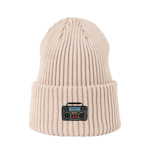 Haftowana czapka beanie - MAGNETOFON