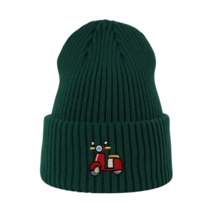 Haftowana czapka beanie - SKUTER CZERWONY