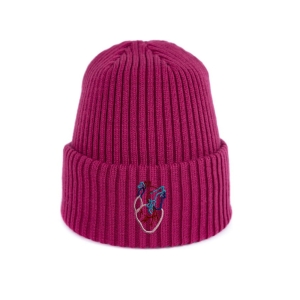 Haftowana dziecięca czapka beanie - SERCE