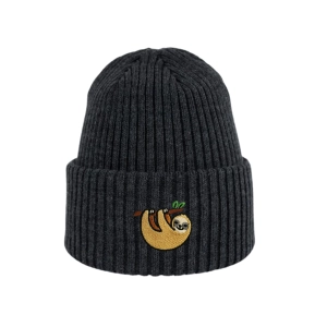 Haftowana dziecięca czapka beanie - LENIWIEC NA GAŁĘZI