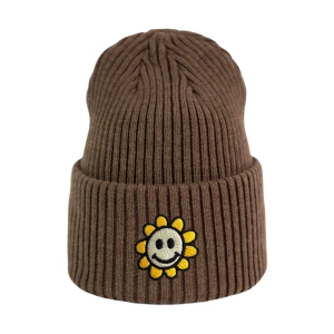 Haftowana czapka beanie - KWIATEK
