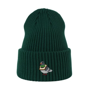 Haftowana czapka beanie - GOŁĄB Z CHLEBEM