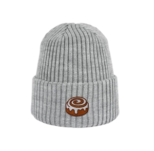 Haftowana dziecięca czapka beanie - CYNAMONKA