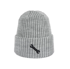 Haftowana dziecięca czapka beanie - KLUCZ PŁASKI