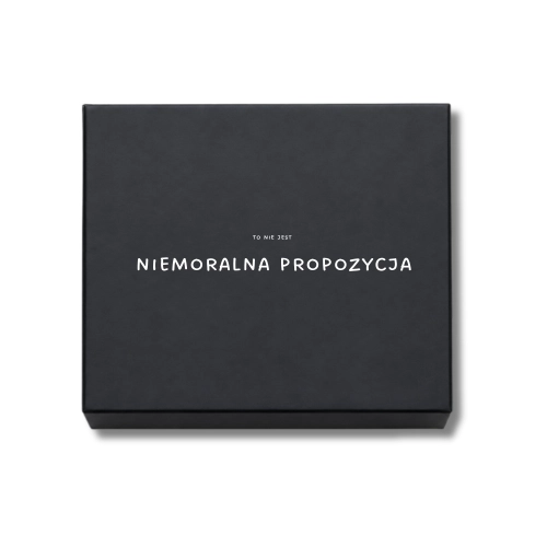 pudelko - niemoralna propozycja.png